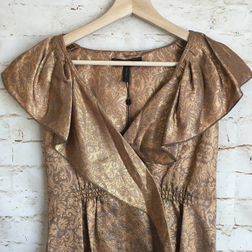 BCBGMAXAZRIA Size Small Gold Short Sleeve Woven Jacquard Blouse NWT - Picture 2 of 7